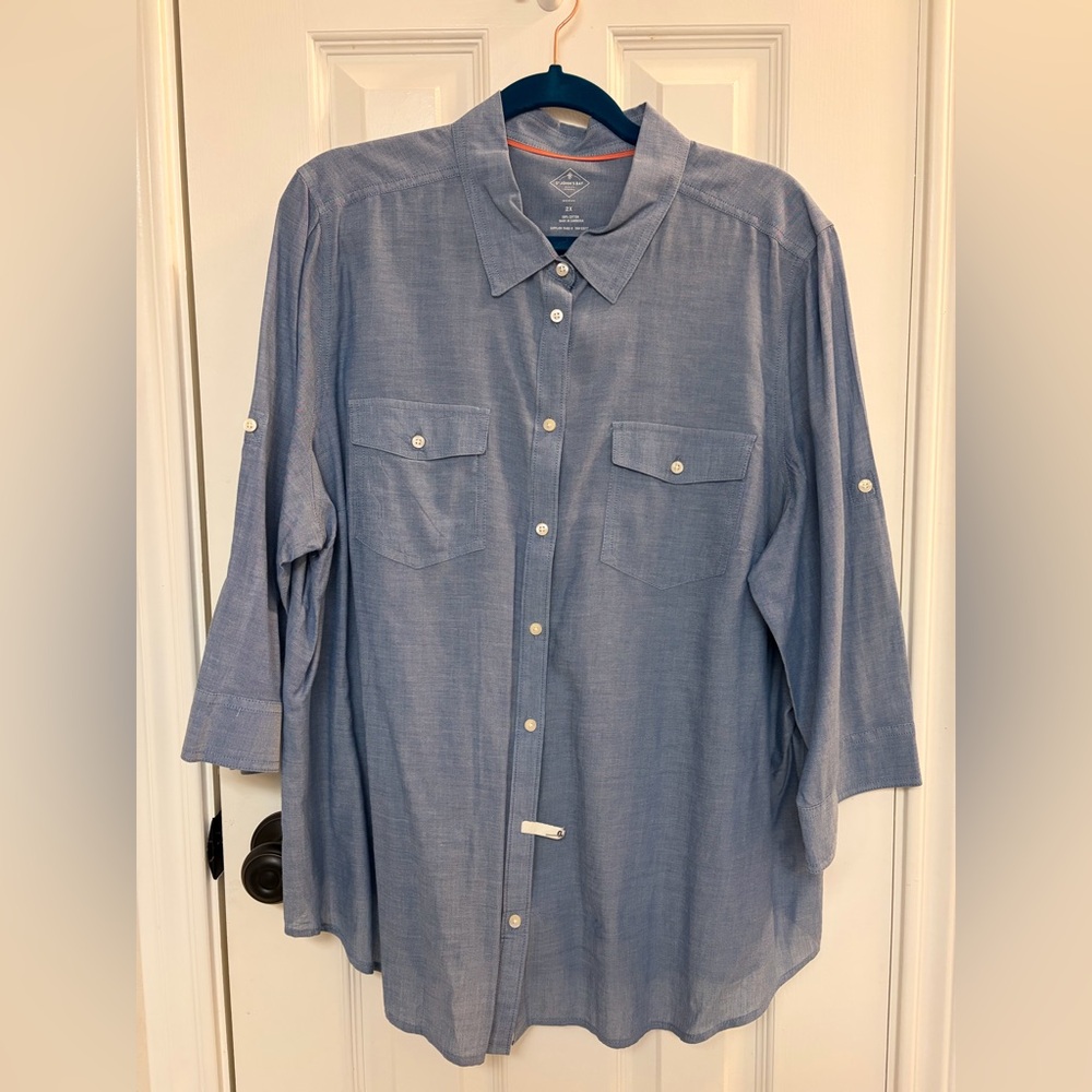 St. John’s Bay Women’s Blue Button-Up 3/4 Sleeve Shirt